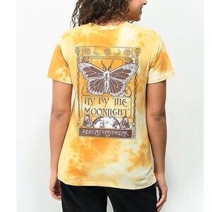 ZUMIEZ Empire Women's Yellow Tie Dye Laynie Moonlight Short Sleeve Tee SMALL
